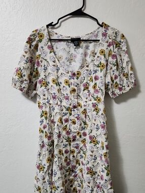 Hot Topic Ghost Bumble Bee Dress